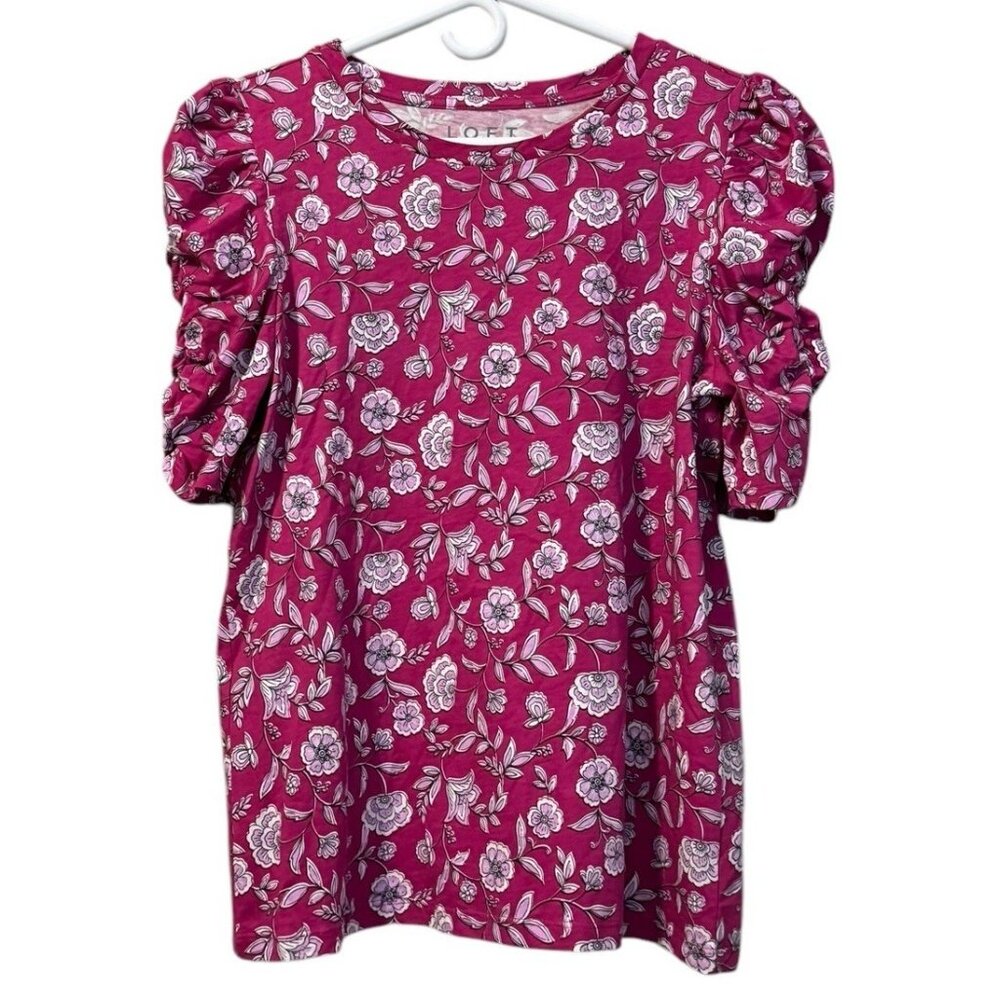 LOFT Pink Floral Crew Neck Ruffle Sleeve Tee Size Small Cottagecore Office City